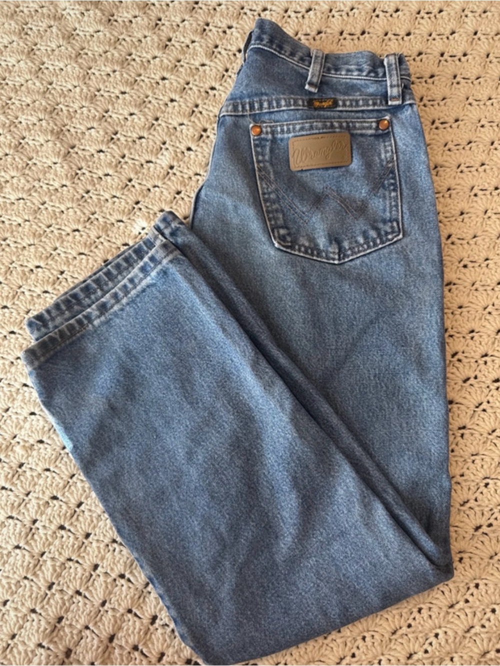 Wrangler Relaxed Fit Jeans in Light Blue Denim